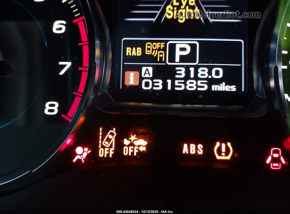 JF2SJARCXJH414643 2018 SUBARU FORESTER 2.5 Teal 