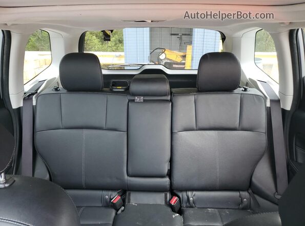 JF2SJAWC0HH447407 2017 SUBARU FORESTER 2.5I TO Серебряный Вид задних сидений