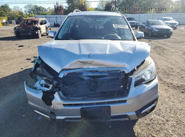 JF2SJAWC0HH525149 2017 SUBARU FORESTER 2.5I TO Silver Widok z przodu