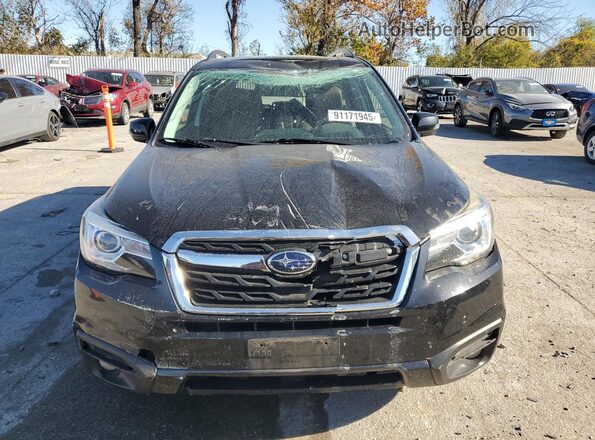 JF2SJAWC2HH571405 2017 SUBARU FORESTER 2.5I TO Black Вид спереду