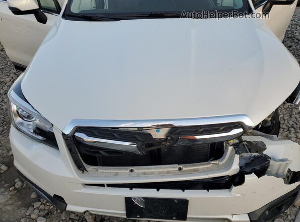 JF2SJAWC2JH493049 2018 SUBARU FORESTER 2.5I TO White 