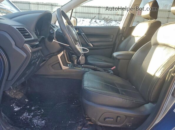 JF2SJAWCXHH423938 2017 SUBARU FORESTER 2.5I TO Синий Вид салона спереди