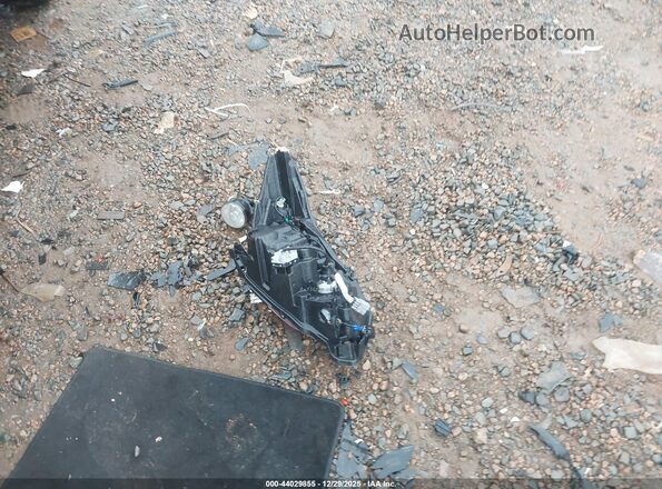 JF2SJGTC0HH447401 2017 SUBARU FORESTER2. Red Սարքավորումների վահանակի տեսք