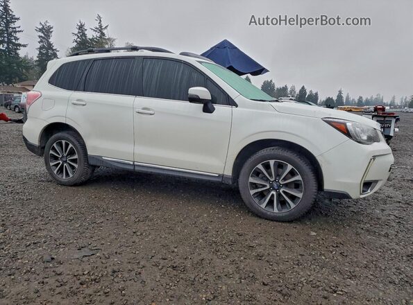 JF2SJGTC7HH419014 2017 SUBARU FORESTER2. White Delantero derecho