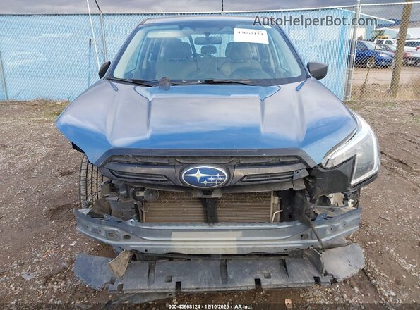 JF2SKAAC8NH490442 2022 SUBARU FORESTER Blue Вид задньої частини салону