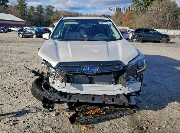 JF2SKADC4RH410149 2024 SUBARU FORESTER Белый Вид спереди