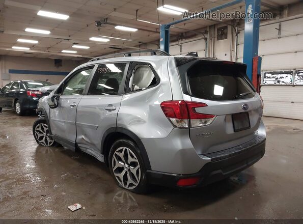 JF2SKADC4RH445080 2024 SUBARU FORESTER Silver Rear left