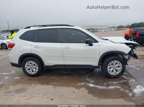 JF2SKADC9MH463213 2021 SUBARU FORESTER White 