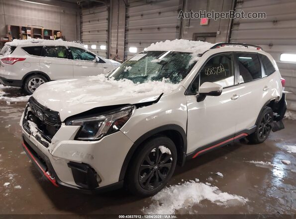 JF2SKAJC0PH466364 2023 SUBARU FORESTER Белый Передняя левая четверть