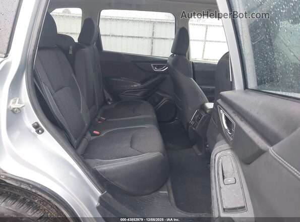 JF2SKAJC2MH526348 2021 SUBARU FORESTER Silver 