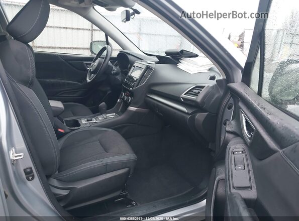 JF2SKAJC2MH526348 2021 SUBARU FORESTER Silver 