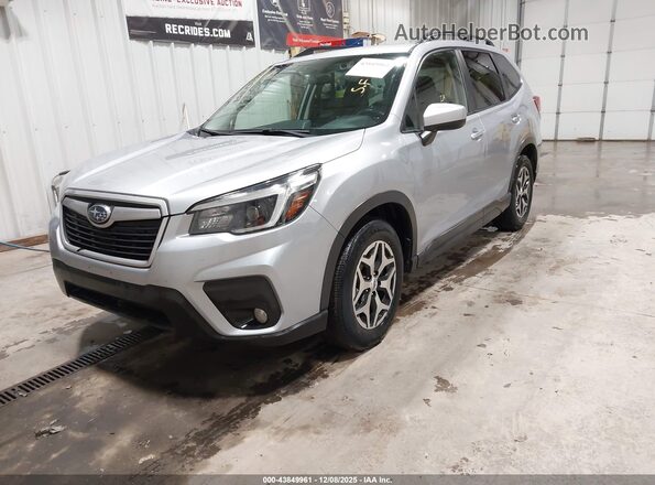 JF2SKAJCXMH408953 2021 SUBARU FORESTER Silver 