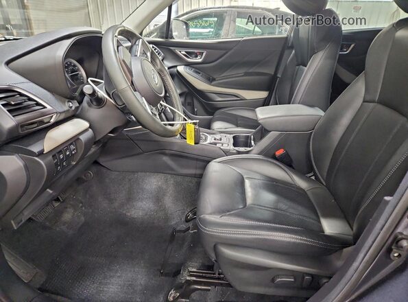 JF2SKALC0RH428987 2024 SUBARU FORESTER Серый Вид салона спереди
