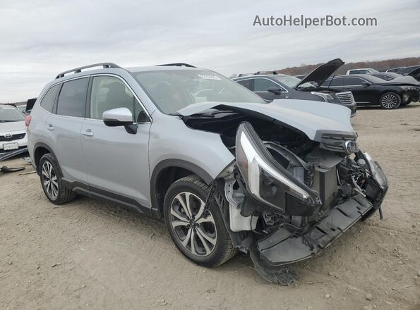 JF2SKALC2RH409597 2024 SUBARU FORESTER Silver Առջևի աջ