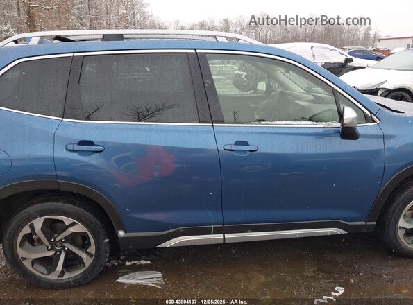 JF2SKARC7NH421553 2022 SUBARU FORESTER Blue Вид задньої частини салону