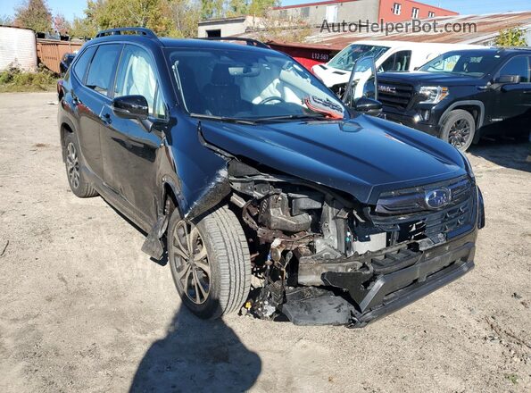 JF2SKEPC1NH522923 2022 SUBARU FORESTER Черный Передняя правая четверть