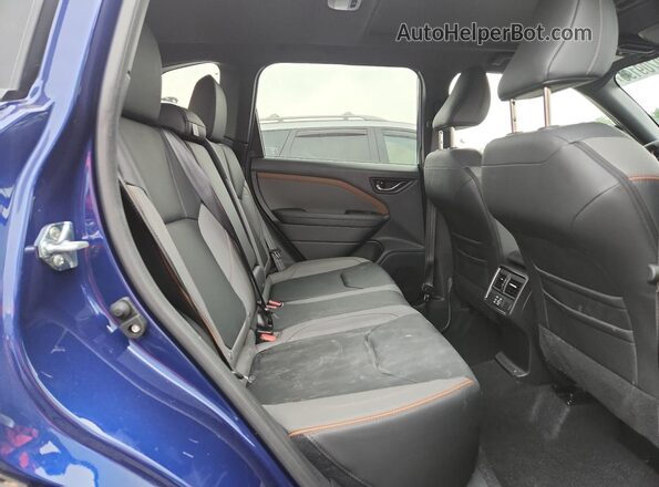 JF2SLDHC4SH491457 2025 SUBARU FORESTER Blue Rear interior view