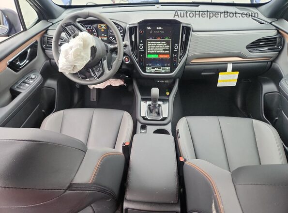 JF2SLDHC4SH491457 2025 SUBARU FORESTER Blue Dashboard view