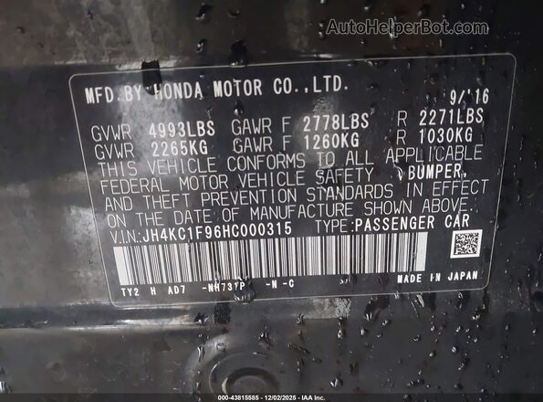 JH4KC1F96HC000315 2017 ACURA RLX Black Vista del compartimento del motor
