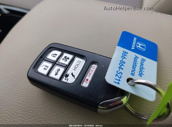 JHMZC5F17JC008817 2018 HONDA CLARITY PLUG-IN HYBRID Белый 