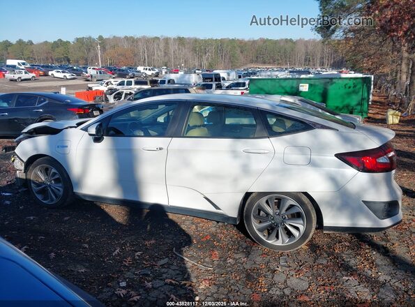 JHMZC5F34JC004225 2018 HONDA CLARITY White 360 interior view