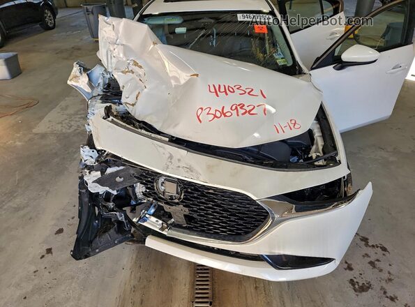 JM1BPACM3S1765158 2025 MAZDA 3 White 