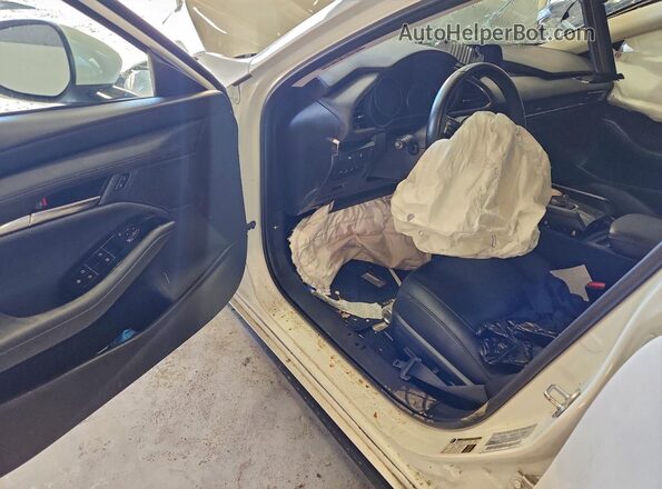 JM1BPACM3S1765158 2025 MAZDA 3 White 