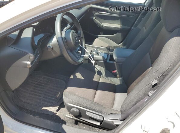JM1BPAK7XK1106263 2019 MAZDA 3 White 