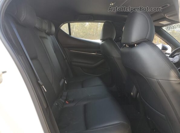 JM1BPALM8P1617157 2023 MAZDA 3 Белый Вид задних сидений
