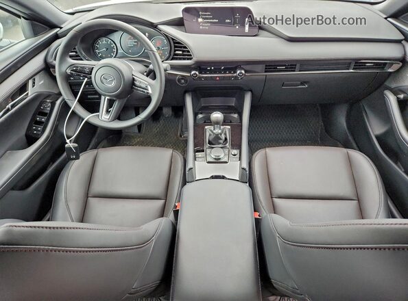 JM1BPAML4T1850131 2026 MAZDA 3 White წინა პანელის ხედი