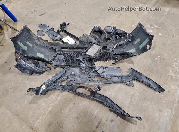 JM1BPAMMXL1158898 2020 MAZDA 3 Black Vista del compartimento del motor