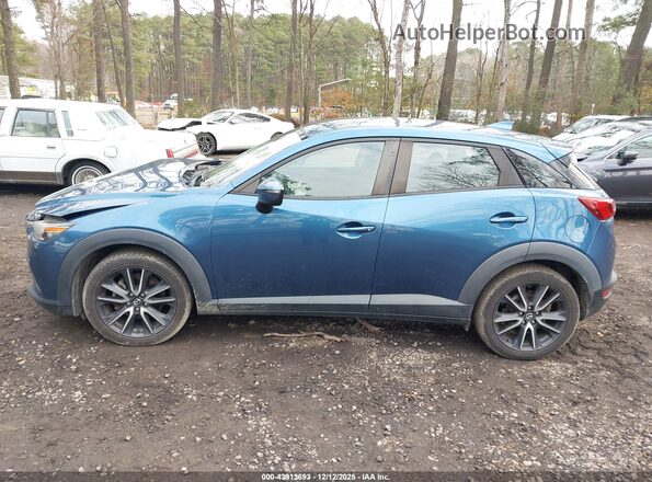 JM1DKFC79J0332222 2018 MAZDA CX-3 Синий Панорамный вид салона 360°