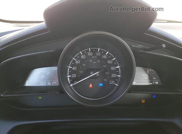 JM1DKFC79M1510189 2021 MAZDA CX-3 White 