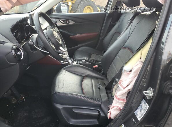 JM1DKFD7XJ0305951 2018 MAZDA CX-3 Gray წინა სალონის ხედი