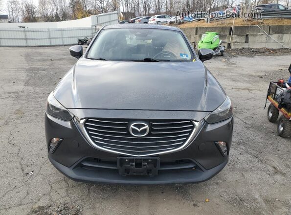 JM1DKFD7XJ0305951 2018 MAZDA CX-3 Gray წინა ხედი
