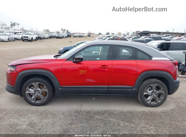 JM1DRADBXN0100736 2022 MAZDA OTHER Red სალონის 360-გრადუსიანი ხედი