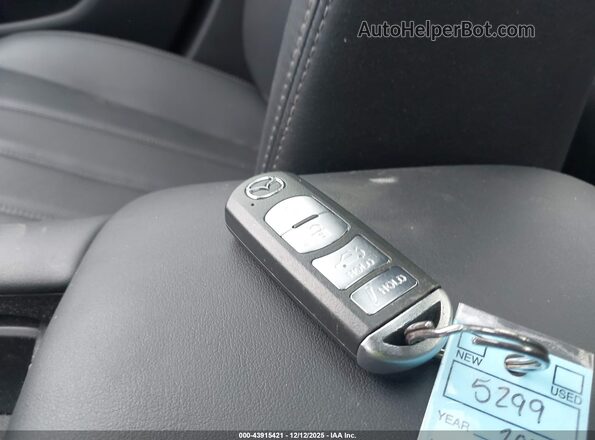 JM1GL1TY1K1501179 2019 MAZDA 6 Blue Вид панелі приладів