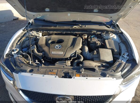 JM1GL1TY8M1618048 2021 MAZDA 6 White Vista del compartimento del motor
