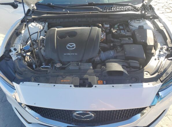 JM1GL1UM6M1610543 2021 MAZDA 6 White Вид задньої частини салону