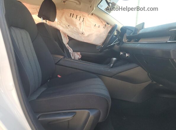 JM1GL1UM6M1610543 2021 MAZDA 6 White Вид салону спереду