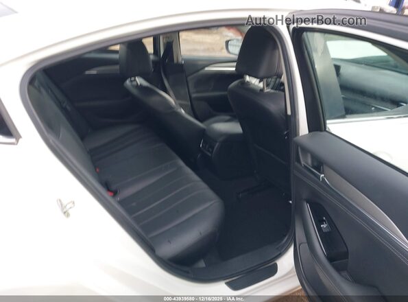 JM1GL1VM1M1600582 2021 MAZDA 6 White 