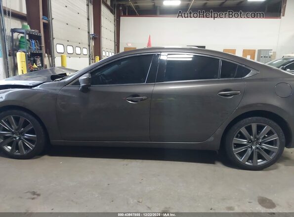 JM1GL1VM2J1307673 2018 MAZDA 6 Gray 