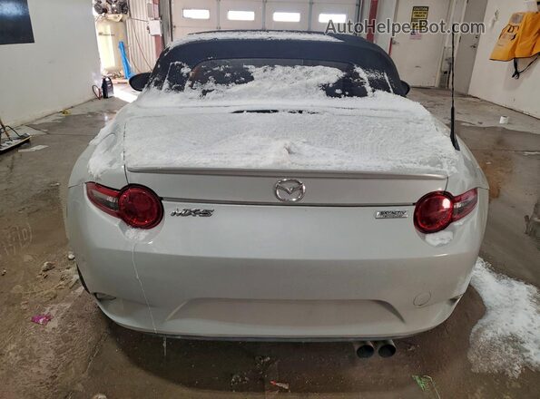 JM1NDAC77G0107615 2016 MAZDA MX-5 White Rear view