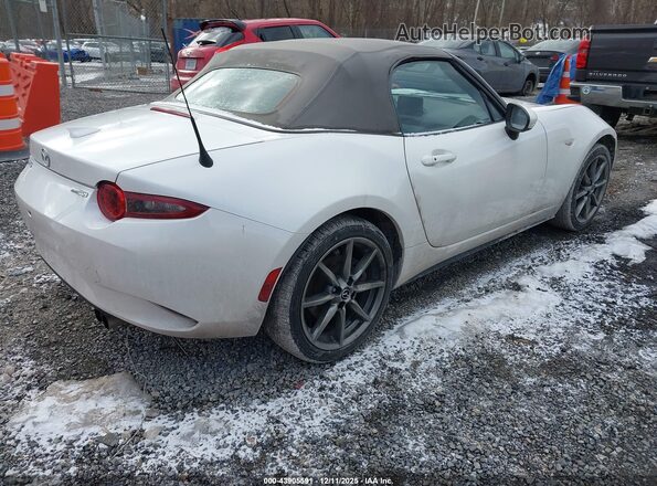 JM1NDAD71M0456862 2021 MAZDA MX-5 MIATA Белый Задняя правая четверть