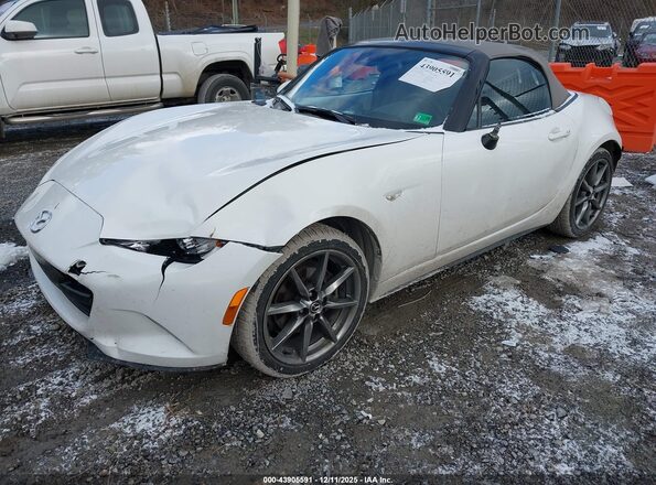 JM1NDAD71M0456862 2021 MAZDA MX-5 MIATA Белый Передняя левая четверть