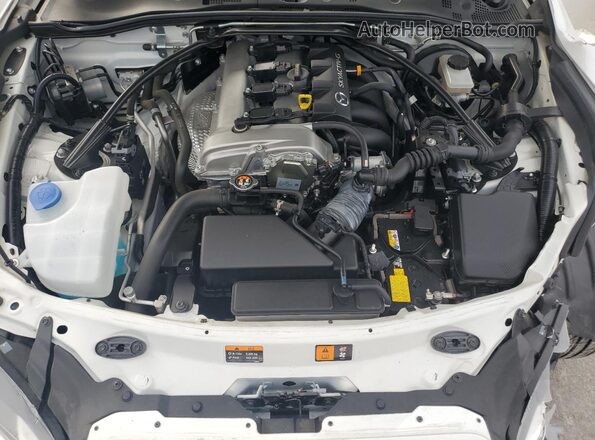 JM1NDAD73L0416829 2020 MAZDA MX-5 White Вид задньої частини салону