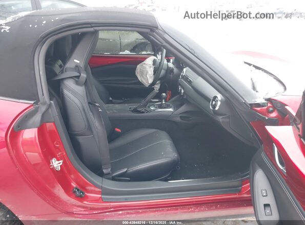 JM1NDAD78S0655470 2025 MAZDA MX-5 MIATA Red Вид салону спереду