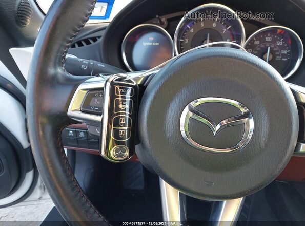JM1NDAD79K0310786 2019 MAZDA MX-5 MIATA White Dashboard view