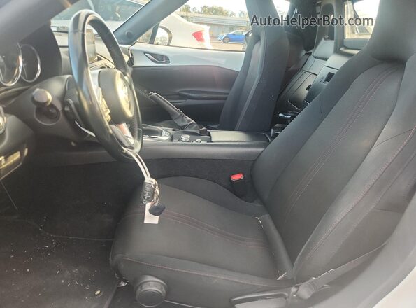 JM1NDAL70K0309270 2019 MAZDA MX-5 White Vista interior delantera