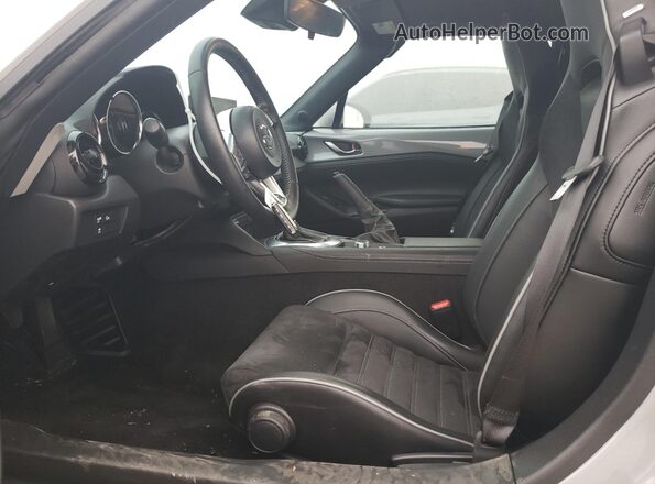 JM1NDAL71R0607675 2024 MAZDA MX-5 Gray წინა სალონის ხედი